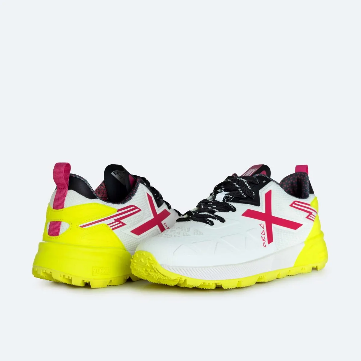 MUNICH DRAG 04 WHT/YELLOW (24)